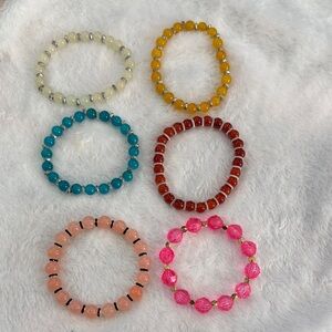 Handmade womans 6 bracelets